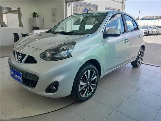 NISSAN MARCH 1.6 SL 16V FLEXSTART 4P XTRONIC NISSAN MARCH 1.6 SL 16V FLEXSTART 4P XTRONIC